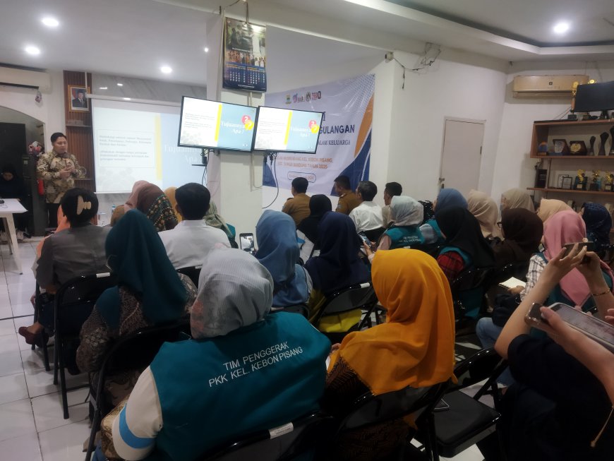 Upaya Membenteng Keluarga, DP3A Kota Bandung Gelar Sosialisasi Pencegahan ATM di Kebon Pisang
