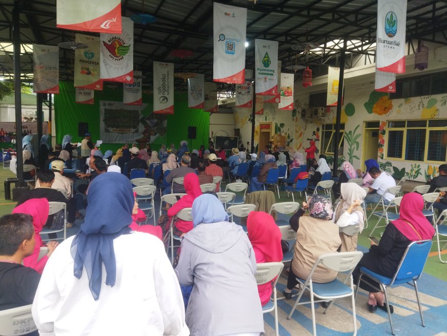 Dukung Ketahanan Pangan Perkotaan, Pemkot Bandung Beri Penghargaan dan Bantuan Stimulus di Hari Krida Pertanian ke-54