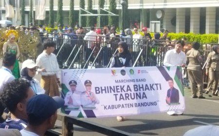 Memukau di Asia Africa Festival 2026, Marching Band Bhineka Bhakti Taruna Tampil Membahana