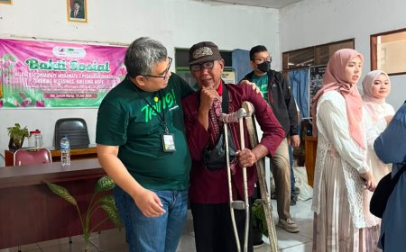 Wujud Nyata Kepedulian Sosial, Pegadaian Kanwil X Jawa Barat Salurkan 100 Paket Sembako dan Kenalkan Literasi Digital bagi Lansia di Indramayu