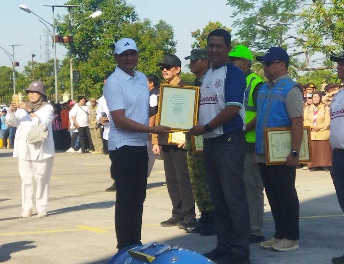 Pimpin Apel Siaga Jabar Berseka, Kapolda dan Stakeholder Tegaskan Komitmen Deklarasi Aksi Pilah Sampah dari Rumah