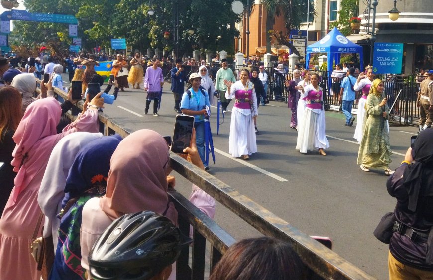 Semarak Asia Afrika Festival 2026: Delegasi Petaling Jaya Malaysia Pukau Bandung dengan Karnaval Budaya dan Produk Unggulan Komunitas