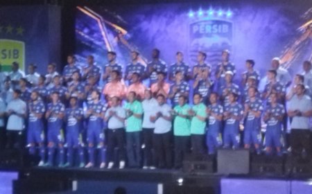 Dampingi Haji Umuh di Peluncuran Skuad, Kuswara S. Taryono Optimis PERSIB Raih Juara Musim 2026/2027