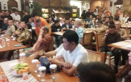 Perry Tristianto Hadiri Pelantikan Pengurus AKAR Jabar Masa Bakti 2026–2031