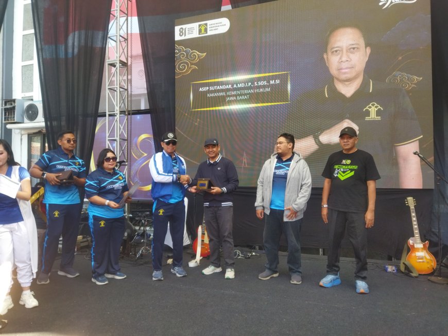 Komitmen Kepatuhan PMPJ 100%, MPD Notaris Kabupaten Garut Raih Penghargaan Bergengsi dari Kanwil Kemenkum Jabar