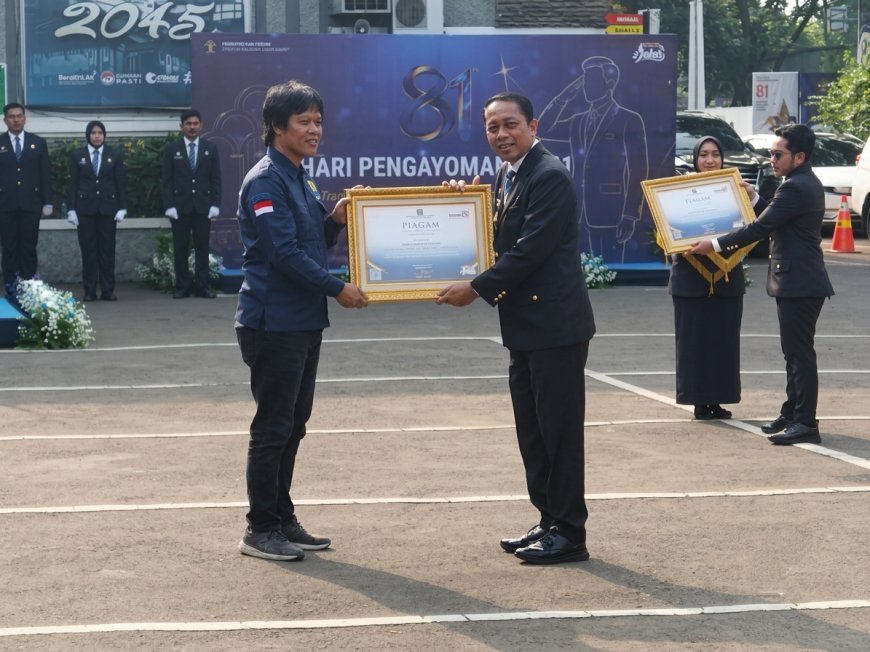 Dedikasi Pengabdian Hukum Masyarakat Miskin: PBH PERADI Tasikmalaya Raih Penghargaan Bergengsi dari Kanwil Kemenkum Jabar