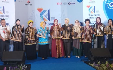 Semarakkan Kembang Nusa 2026, Ketua Umum BKOW Jabar Dorong Penguatan UMKM dan Apresiasi Karya Anak Bangsa