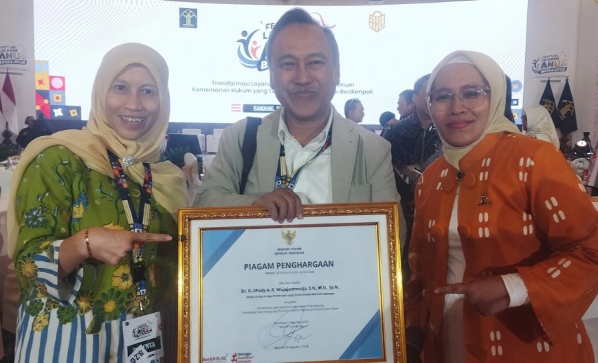 Wujud Nyata Dukungan Layanan Hukum: Dr. H. Dhody A.R. Widjajaatmadja, S.H., SpN. Raih Penghargaan Menteri Hukum