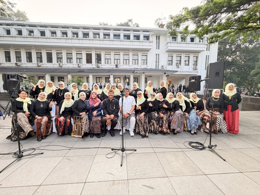 Harmoni Kolaborasi Angklung Edelweiss & WBR Meriahkan Peringatan HJKB ke-216: Wujud Nyata Kolaborasi Seni dan Semangat Membangun Kota Bandung